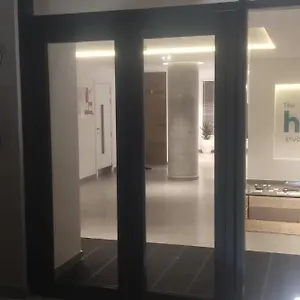 The Hub Apartment