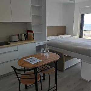 The Hub Sacha Apartment