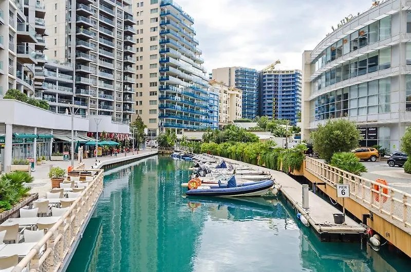 Luxury Ocean Spa Plaza Private Large 1 Bed Apartment Gibilterra